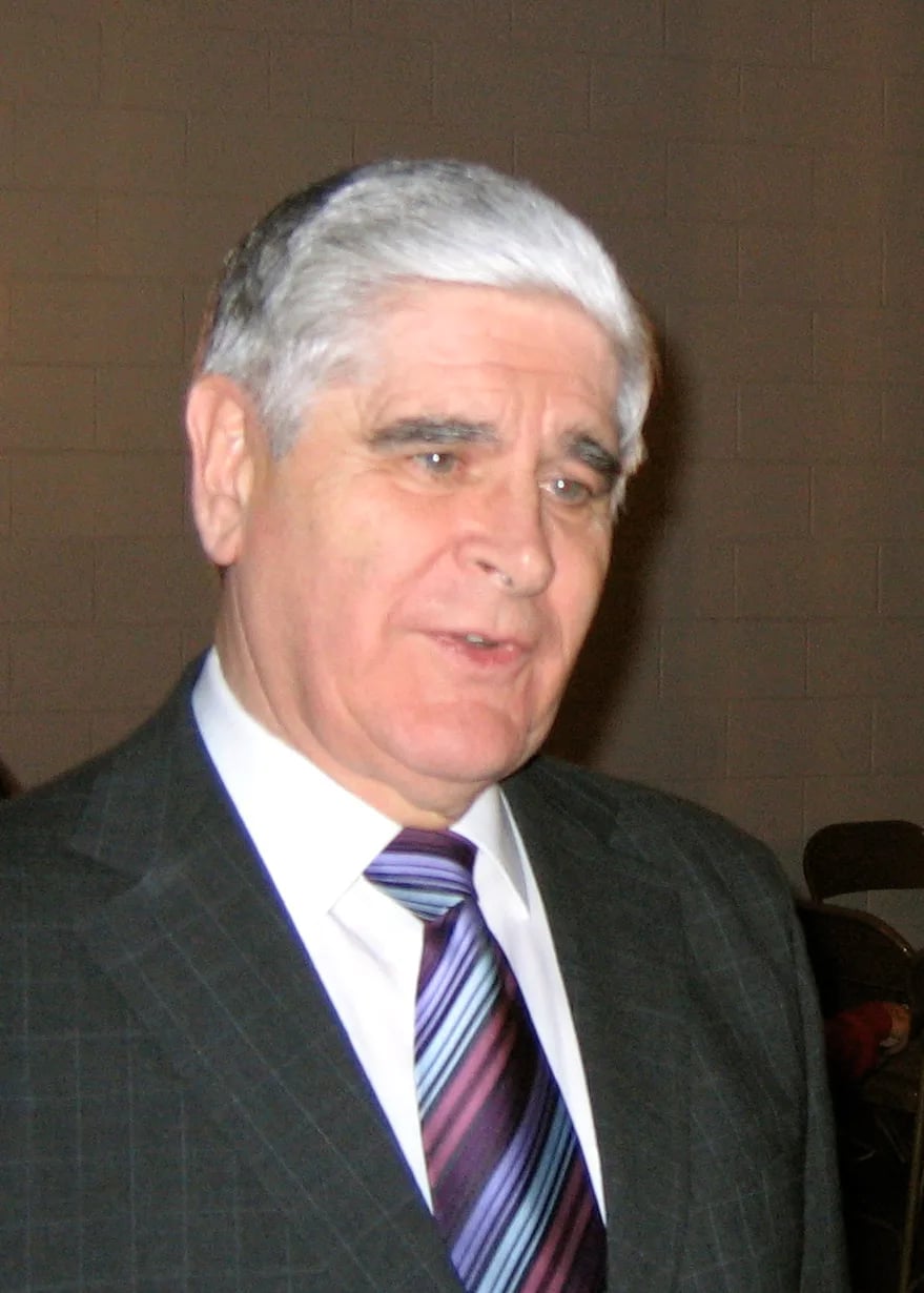 Portrait of Alan Cairns (1940–2020) – memorial page