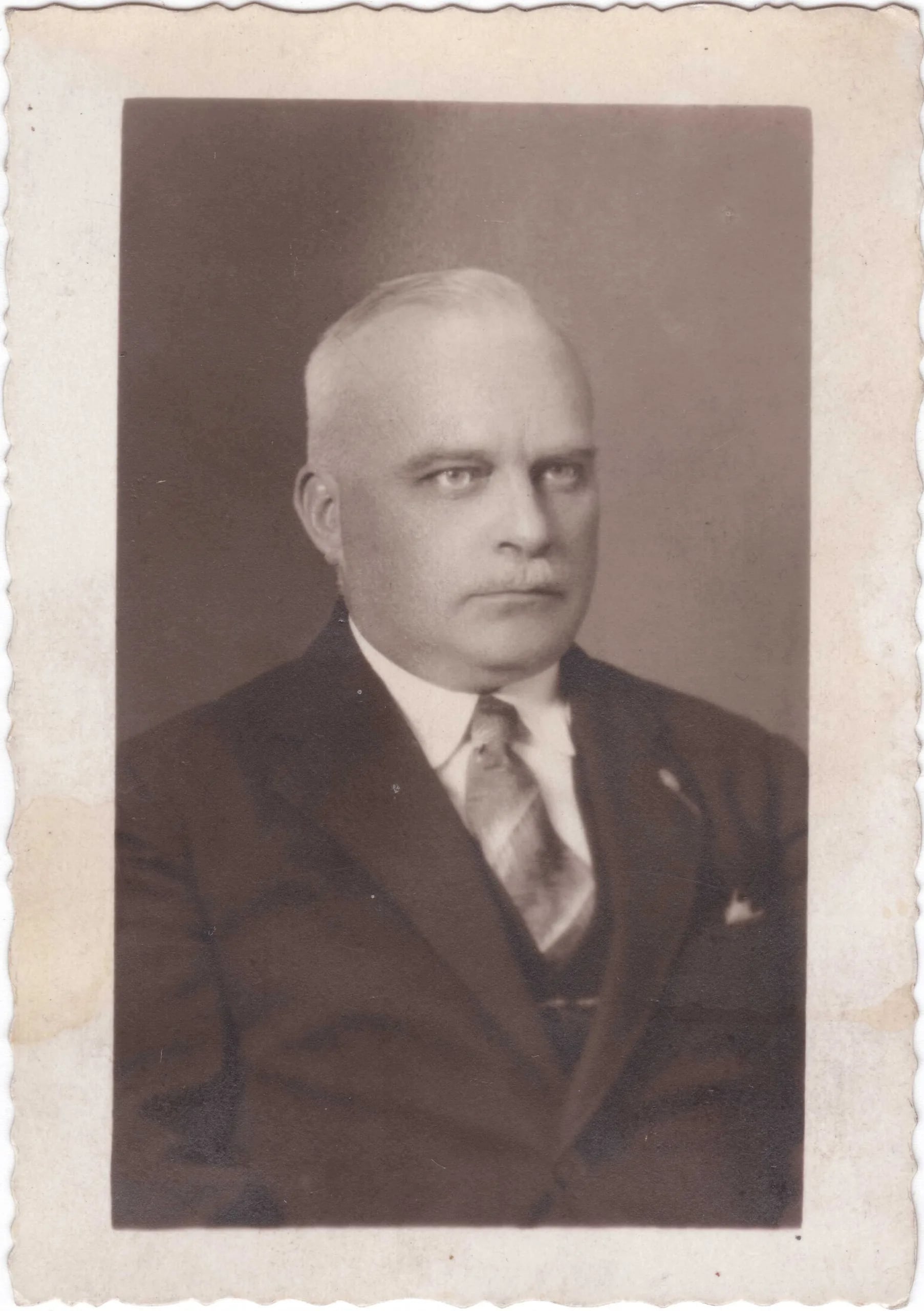 Portrait of Teofil Witold Wierzbowski (1883–1956) – memorial page
