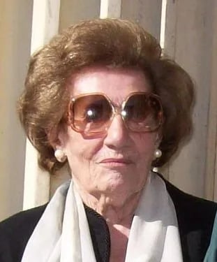 Portrait of Armonía Socorro Alonso de Aramburu (1909–2018) – memorial page