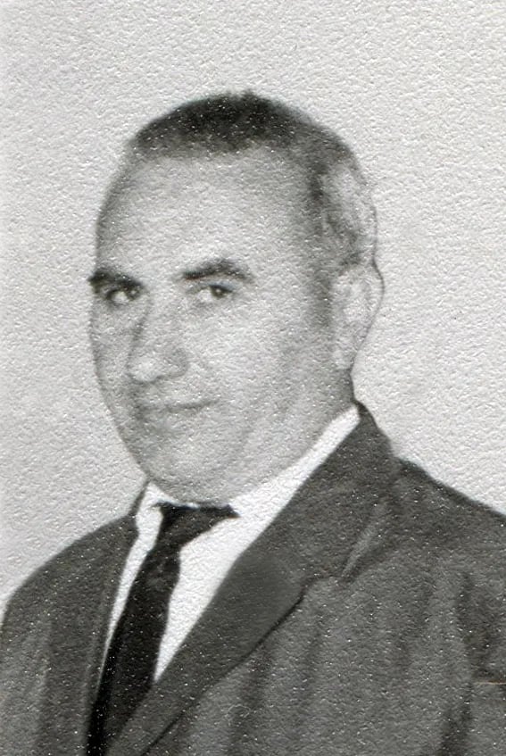 Portrait of Manol Enew (1927–2009) – memorial page