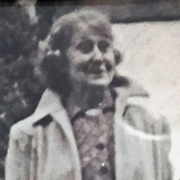Portrait of Ethel Nokes (1883–1976) – memorial page
