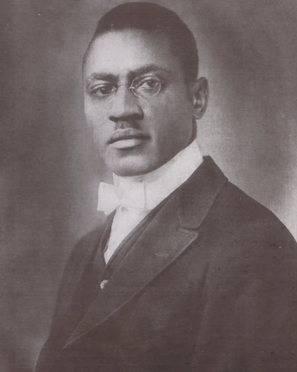 Portrait of Buford F. Gordon (1893–1952) – memorial page