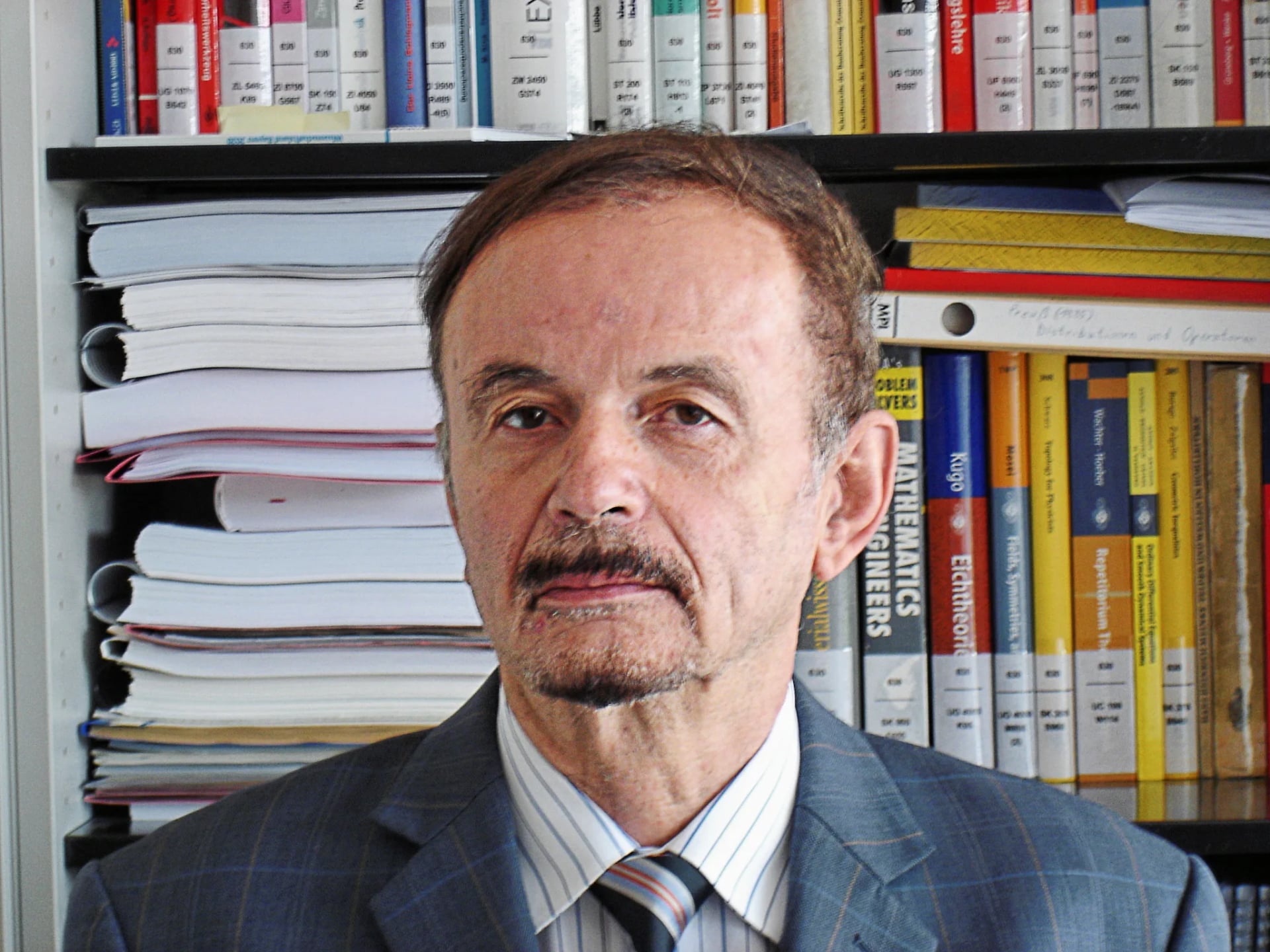 Portrait of Harald Fritzsch (1943–2022) – memorial page