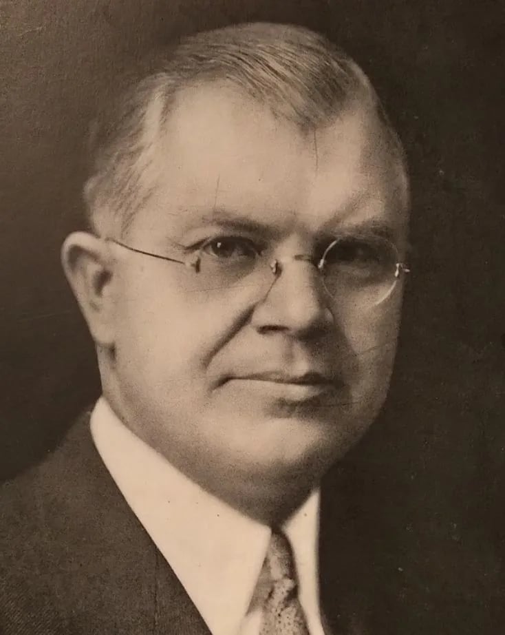 Porträt von Grover C. Dillman (1889–1979) – Gedenkseite