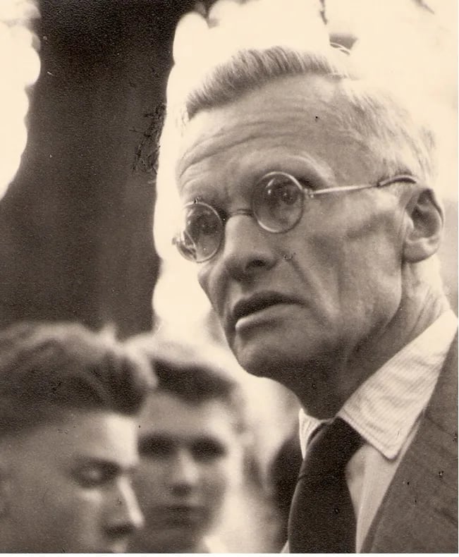 Porträt von Hellmut Döring (1903–1995) – Gedenkseite