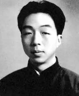 Porträt von Yang Xianyi (1915–2009) – Gedenkseite