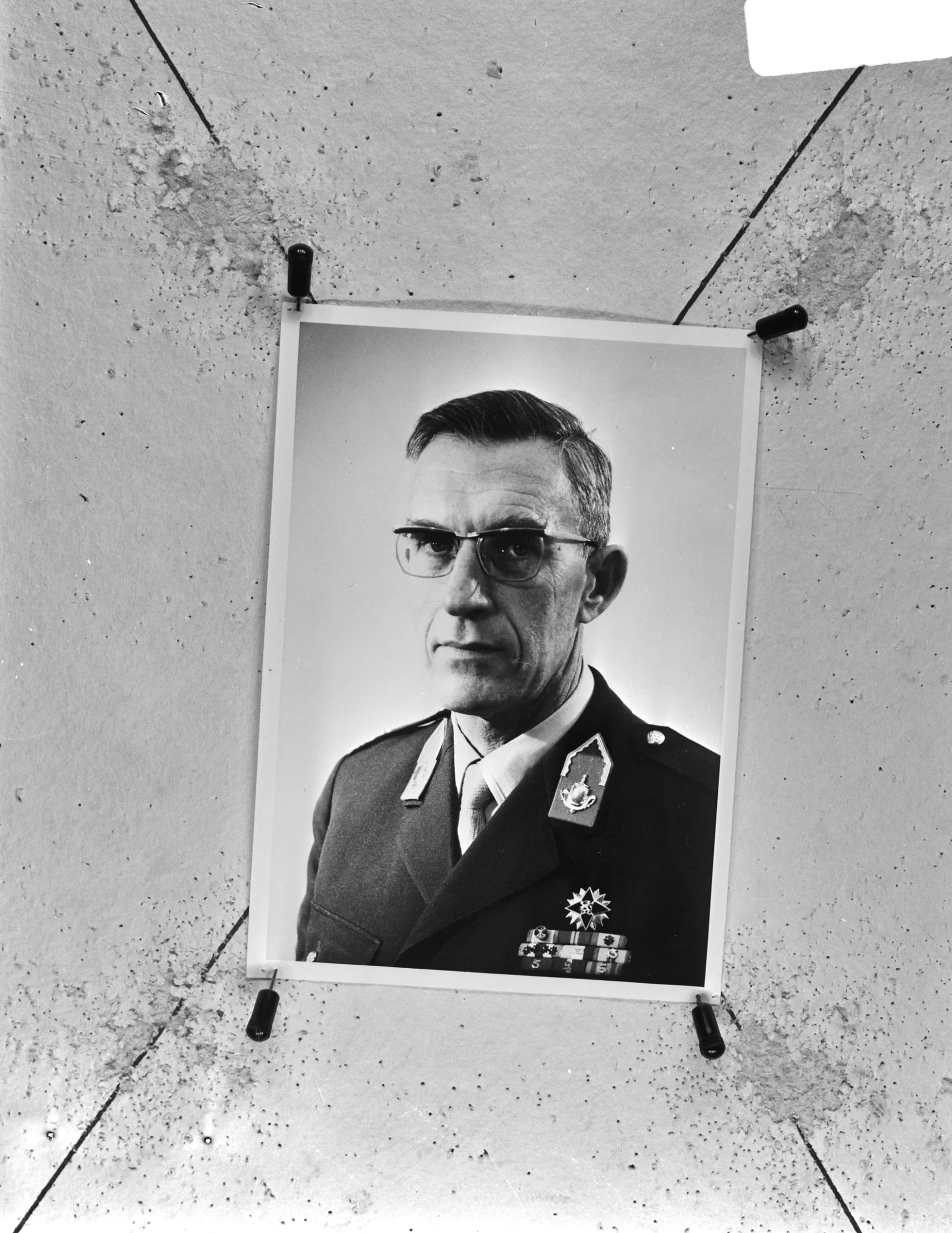 Portrait of Eelo Gitz (1922–2012) – memorial page