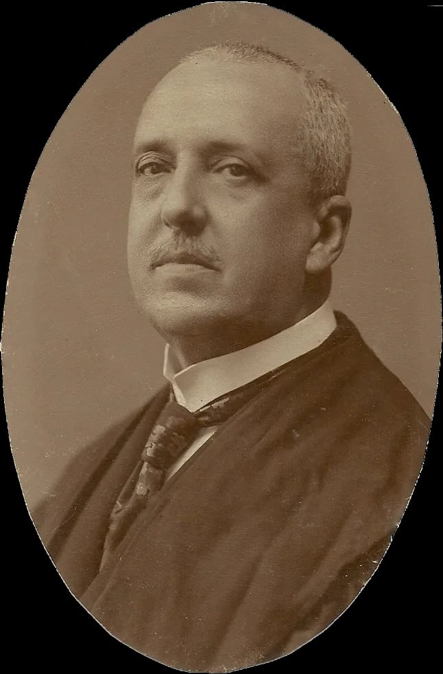 Porträt von Júlio Pires Ferreira Sobrinho (1868–1930) – Gedenkseite