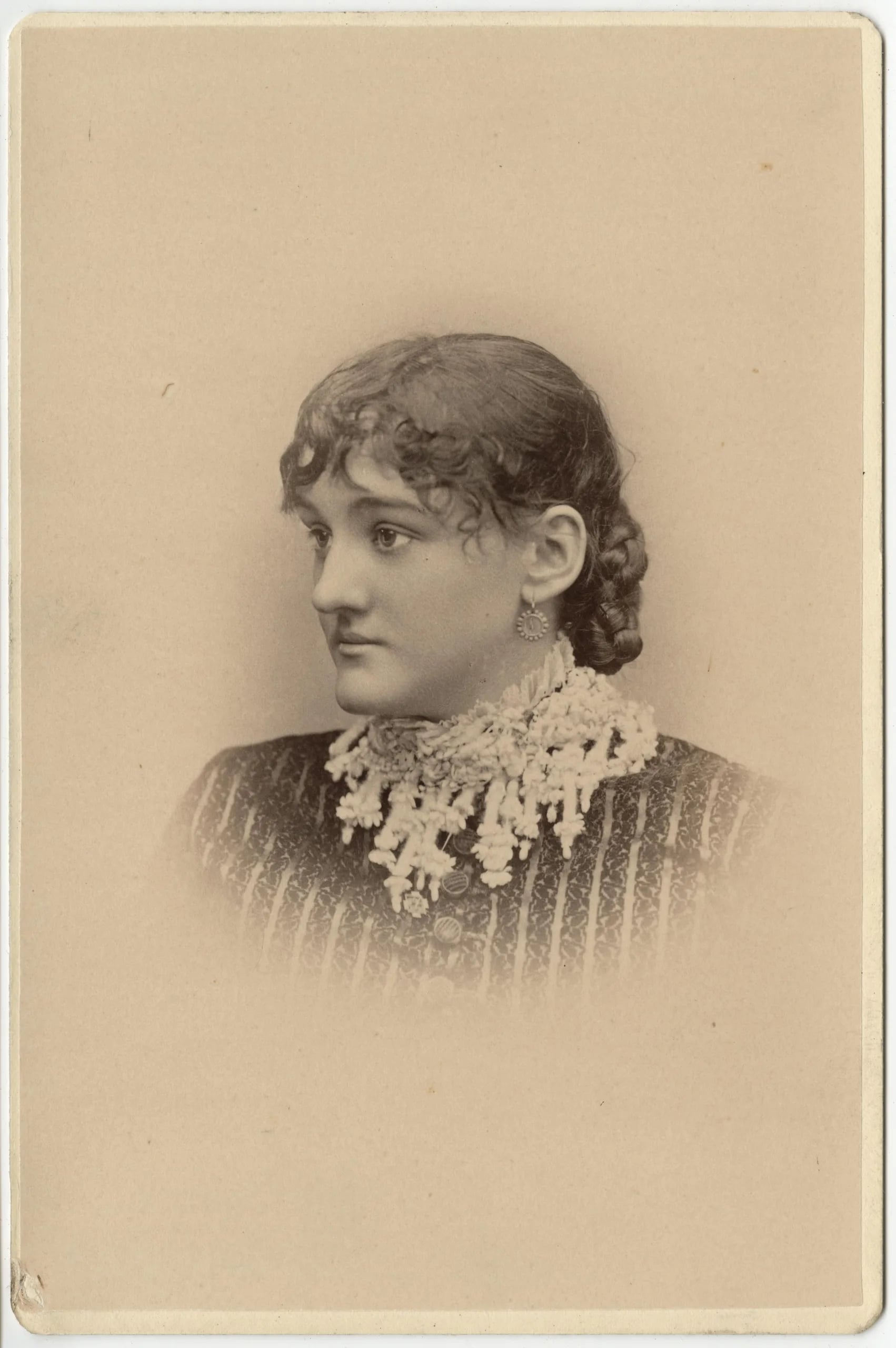Porträt von Bessie Bradwell Helmer (1858–1927) – Gedenkseite