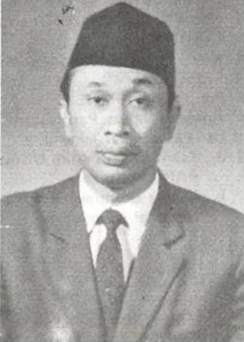 Portrait of Ayatullah Saleh (1928–1992) – memorial page