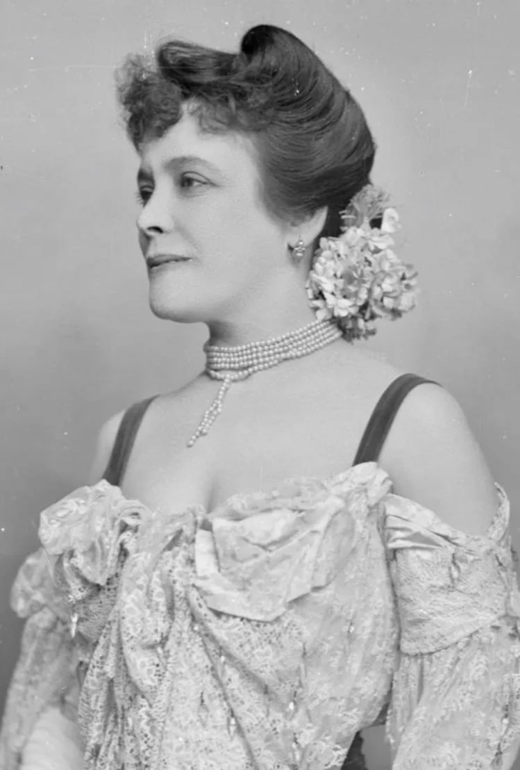 Porträt von Jesuína Saraiva (1865–1947) – Gedenkseite