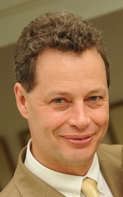 Porträt von Charles Elworthy (1961–2023) – Gedenkseite