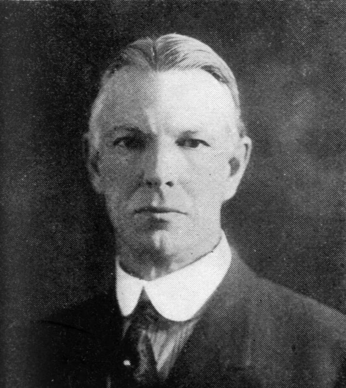 Portrait of Charles F. Curry (1858–1930) – memorial page
