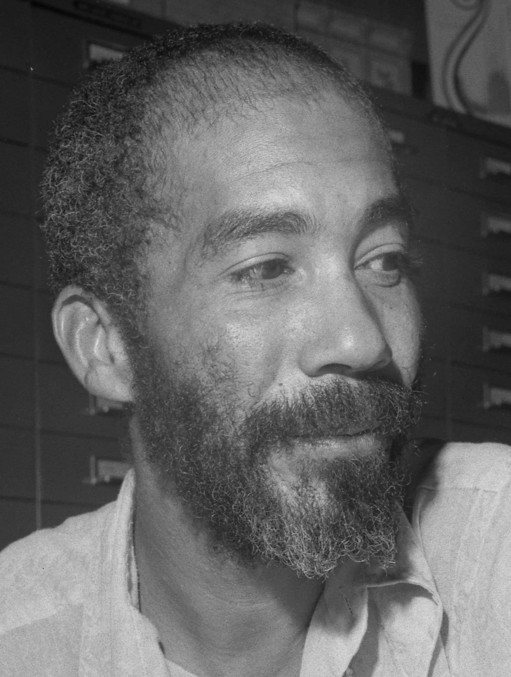 Porträt von Charles Gordone (1925–1995) – Gedenkseite