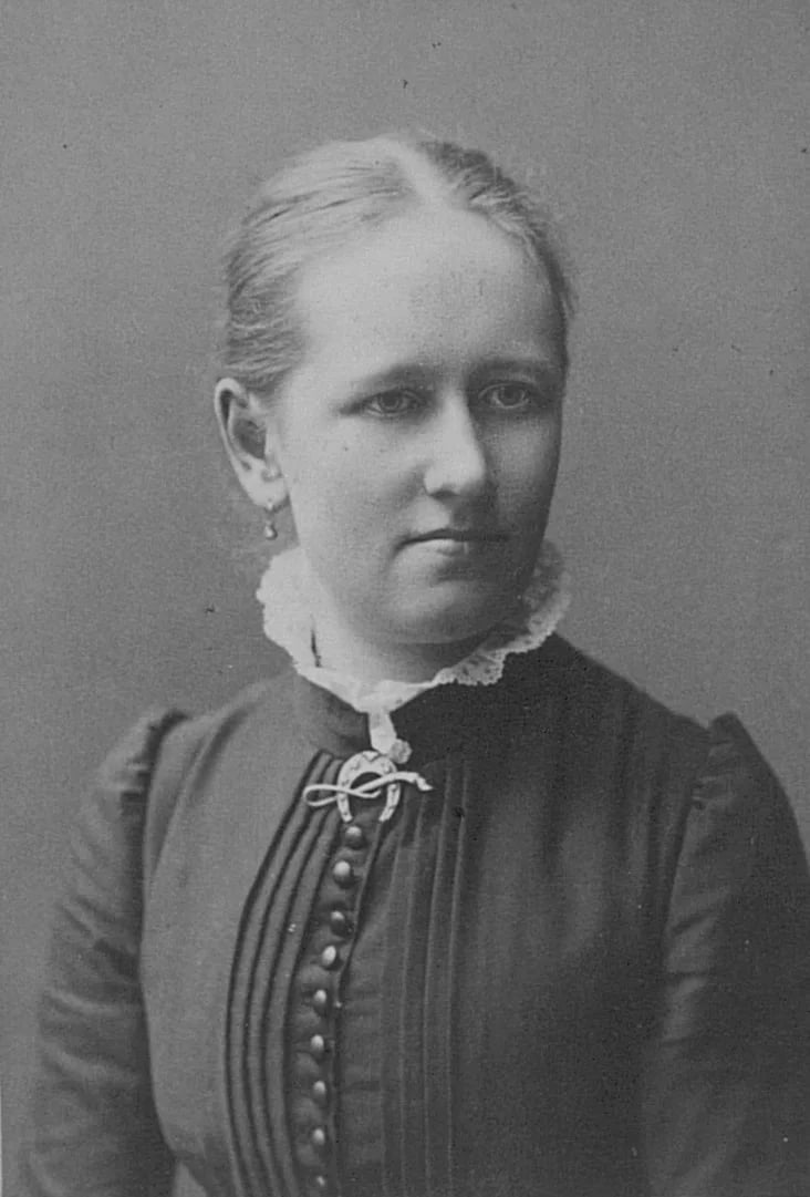Porträt von Lotten Ringius (1865–1921) – Gedenkseite