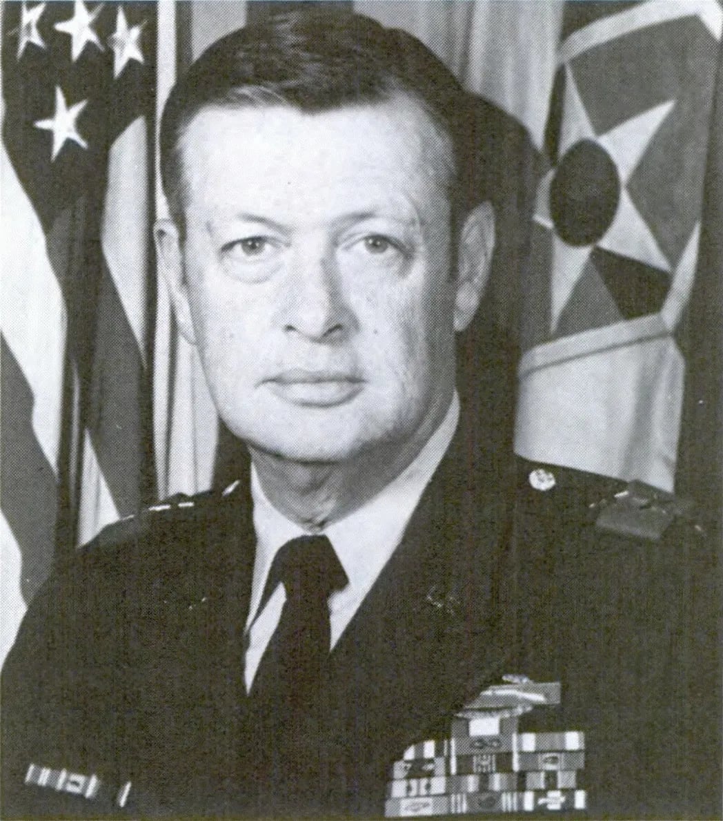 Portrait of James E. Moore Jr. (1931–1999) – memorial page