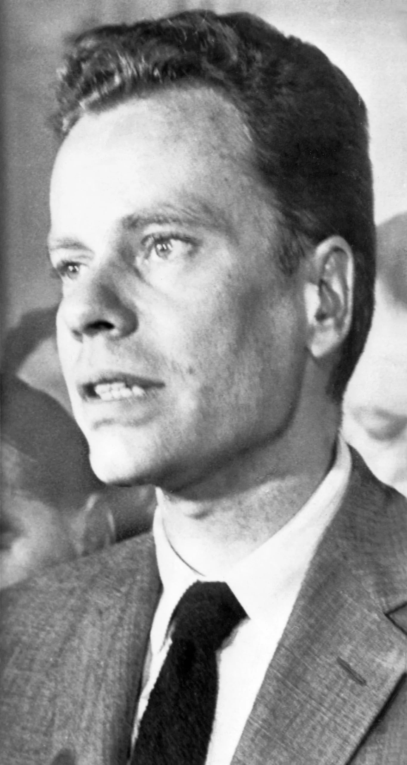 Porträt von Charles Van Doren (1926–2019) – Gedenkseite