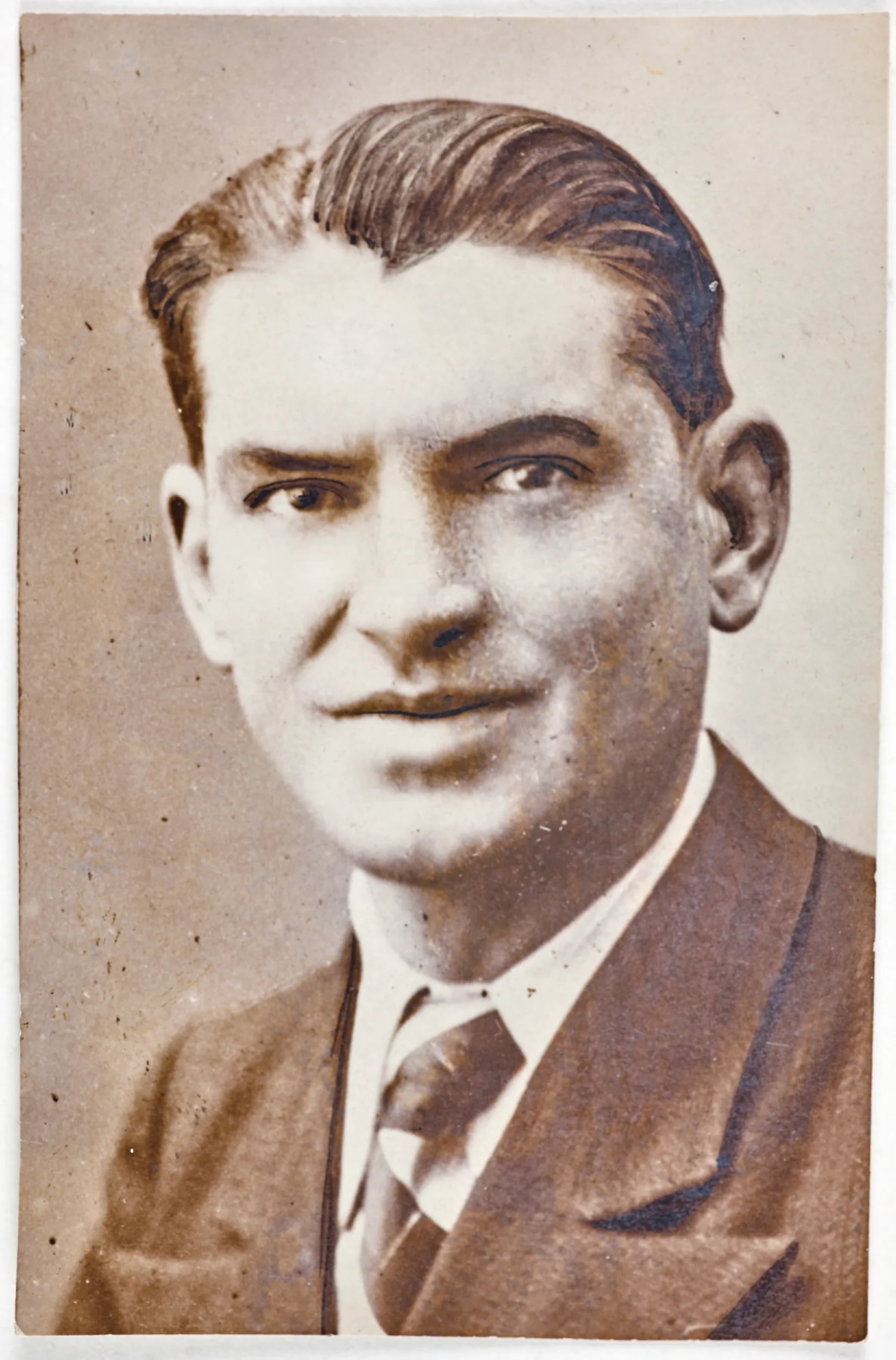 Portrait of Jean-Baptiste Brault (1918–1944) – memorial page
