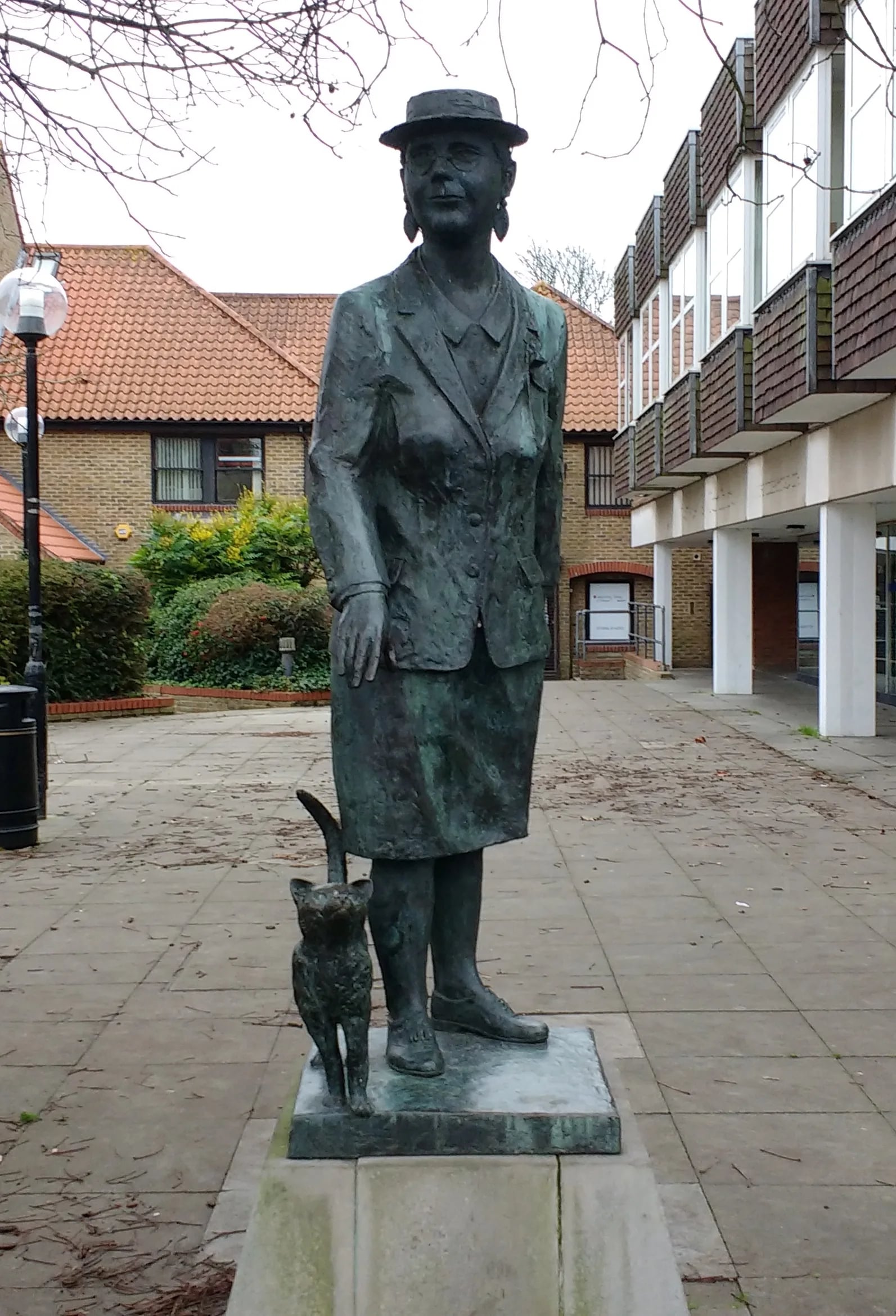 Porträt von Dorothy L. Sayers (1893–1957) – Gedenkseite