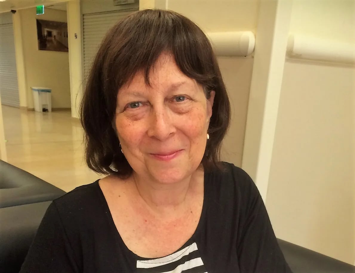 Porträt von Bella Kaufman (1956–2021) – Gedenkseite