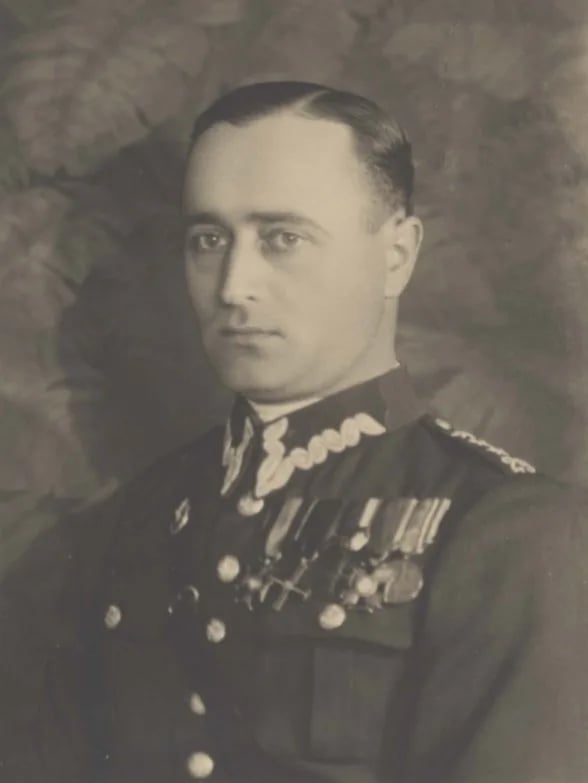 Porträt von Franciszek Sępichowski (1897–1939) – Gedenkseite