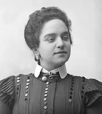 Portrait of Lucinda do Carmo (1861–1922) – memorial page