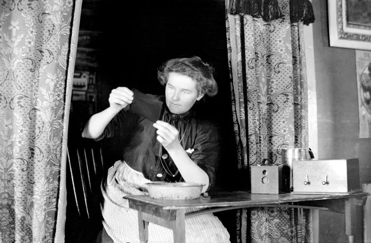 Porträt von Lora Webb Nichols (1883–1962) – Gedenkseite