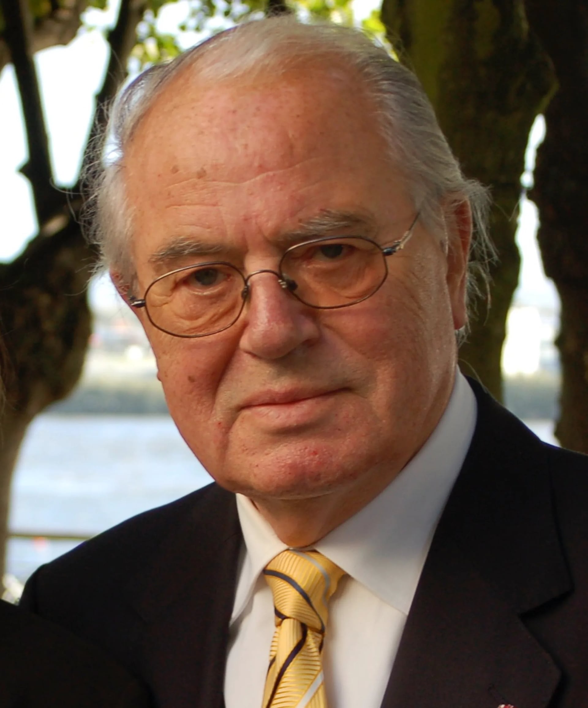 Porträt von Ummo Francksen (1920–2020) – Gedenkseite