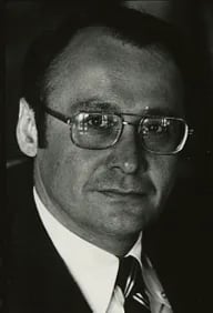 Portrait of James E. Connor (1939–1994) – memorial page
