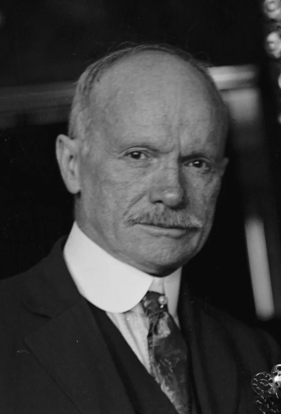 Porträt von Charles Ayer Whipple (1859–1928) – Gedenkseite
