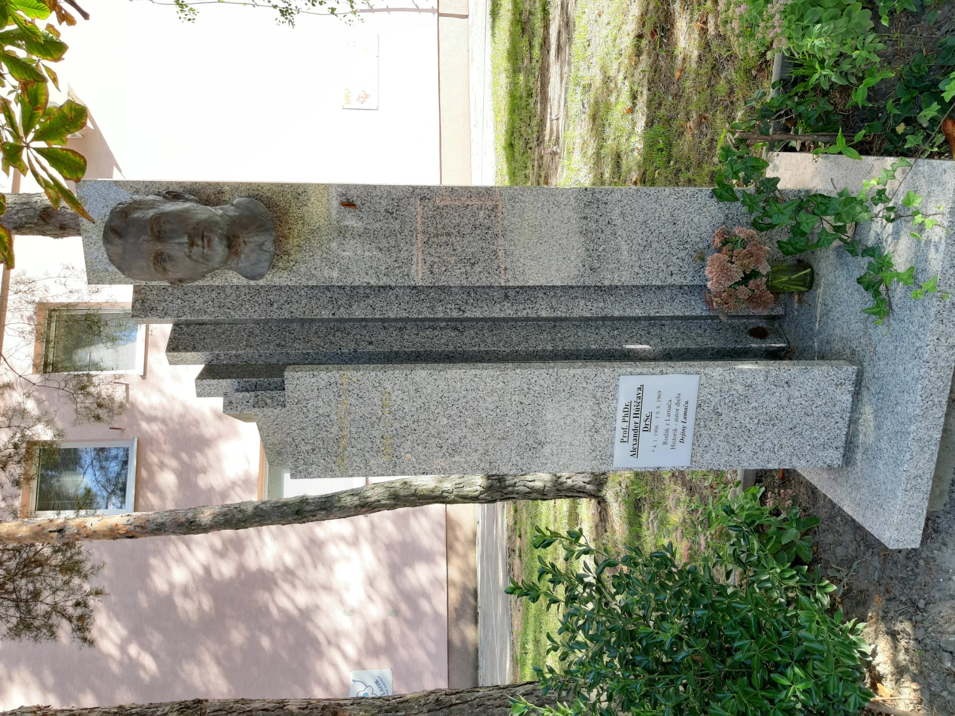 Portrait of Alexander Húščava (1906–1969) – memorial page