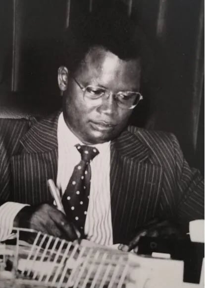 Portrait of James Van Leuven Mensah (1937–2021) – memorial page