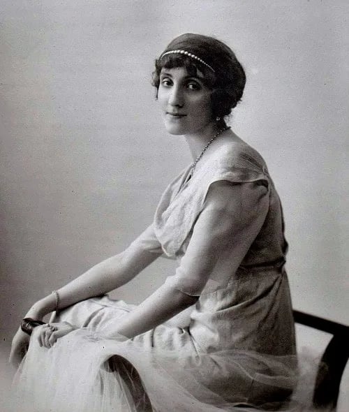 Porträt von Marina Petrowna Romanowa (1892–1981) – Gedenkseite