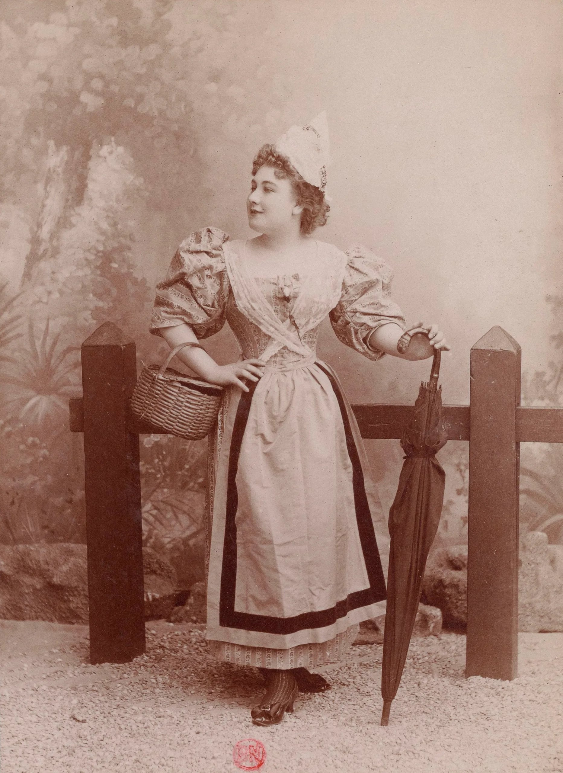 Portrait of Nicole Bernard (1873–1932) – memorial page
