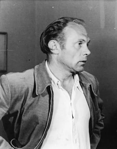 Portrait of Arno Mohr (1910–2001) – memorial page