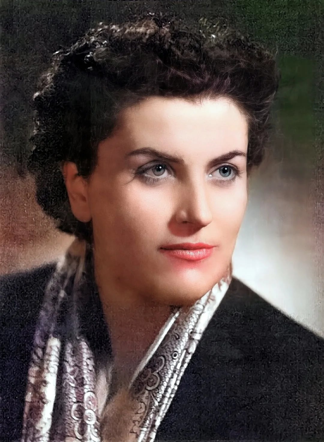 Portrait of Carmen García Bellver (1915–1994) – memorial page