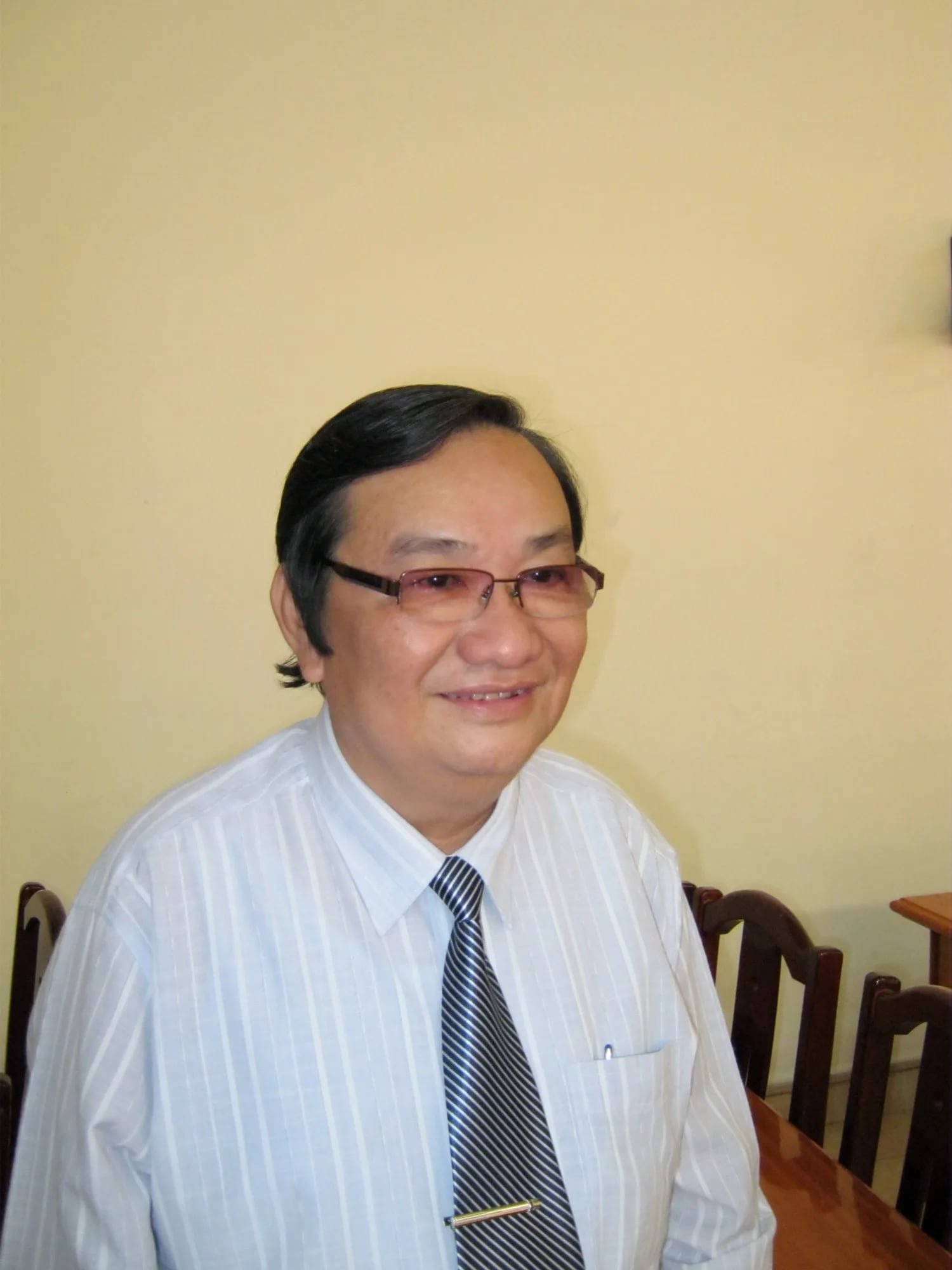 Portrait of Trịnh Bửu Hoài (1952–2022) – memorial page