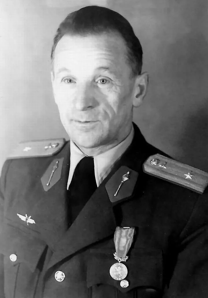 Porträt von Jaroslav Kamarýt (1900–1978) – Gedenkseite