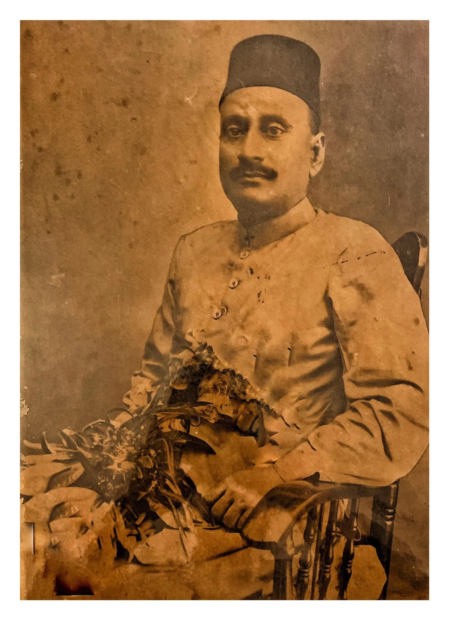 Portrait of Syed Sharfuddin Sharf Al Hussaini (1878–1960) – memorial page