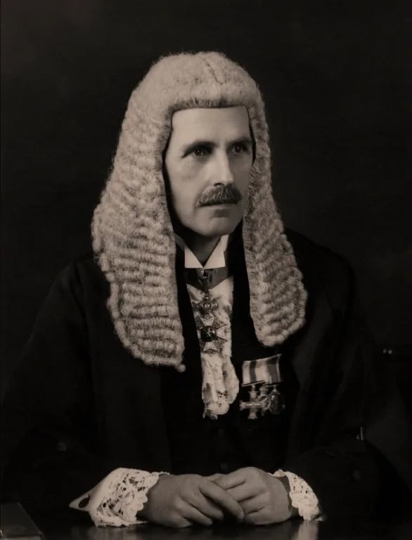 Porträt von Norman Stronge (1894–1981) – Gedenkseite
