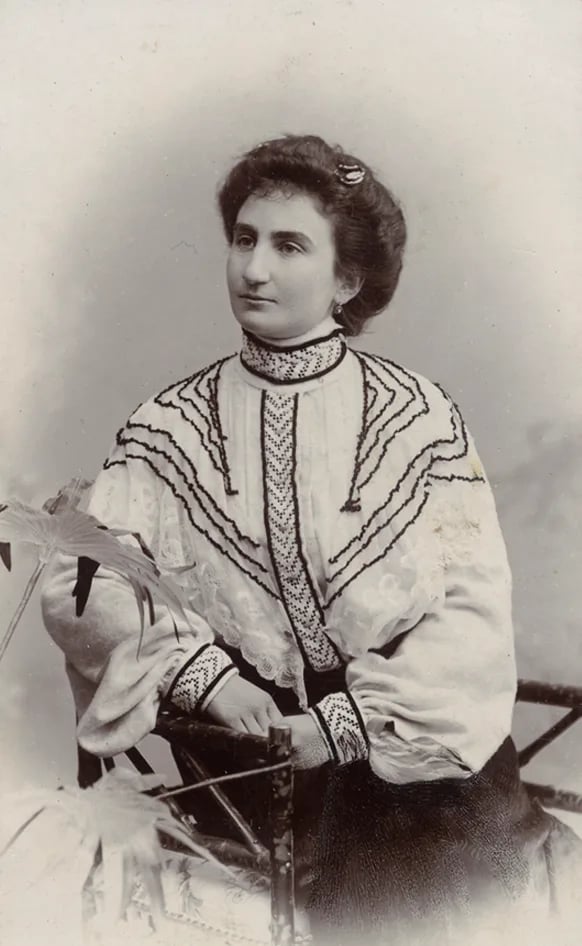 Porträt von Luz García-Duarte (1878–1935) – Gedenkseite