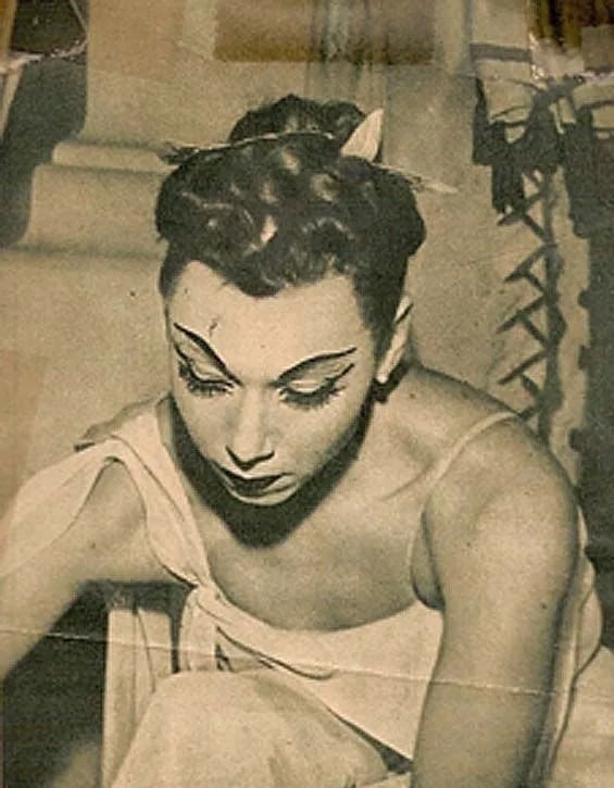 Portrait of Malucha Solari (1920–2005) – memorial page
