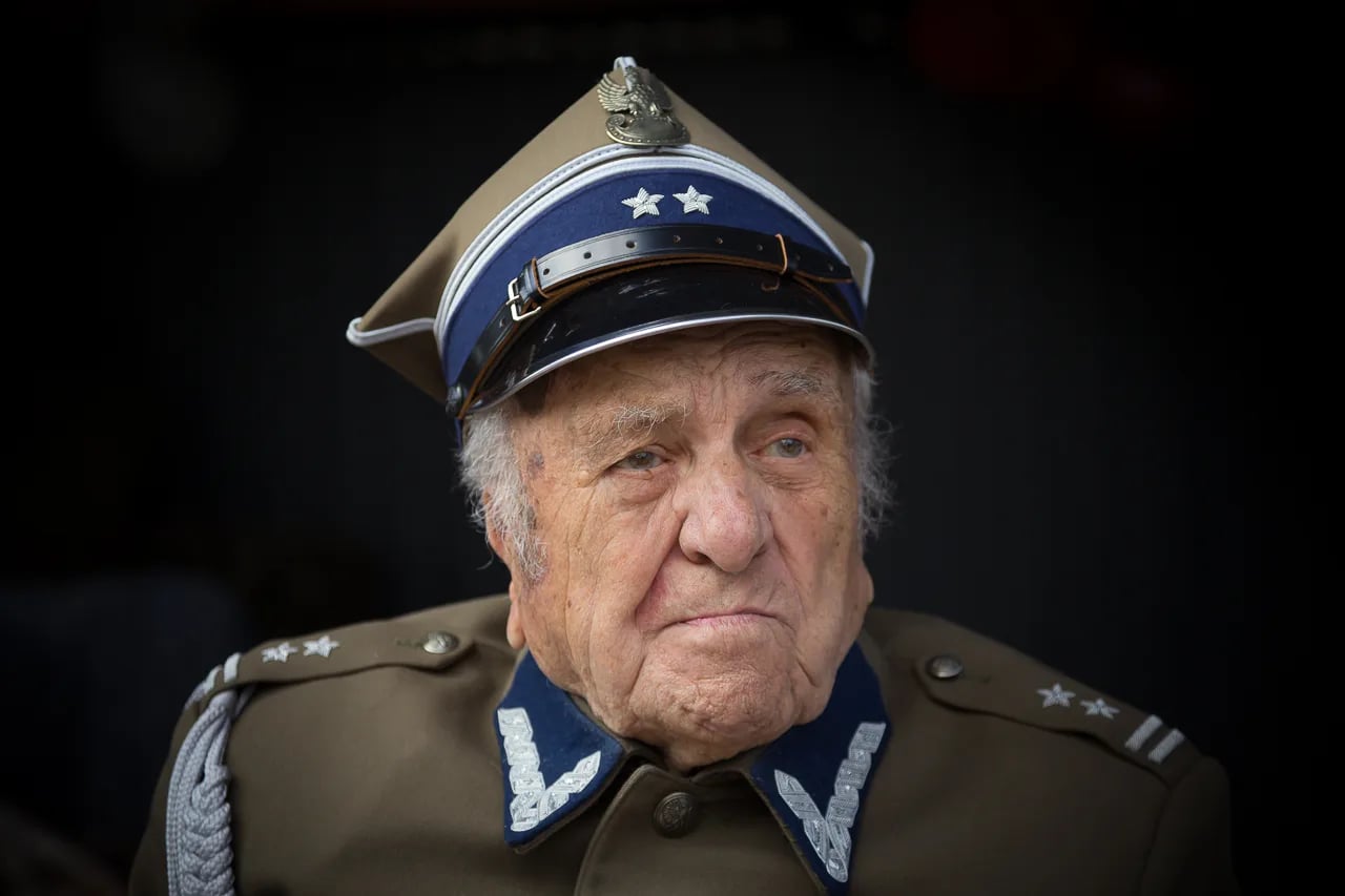 Porträt von Henryk Filipski (1920–2021) – Gedenkseite