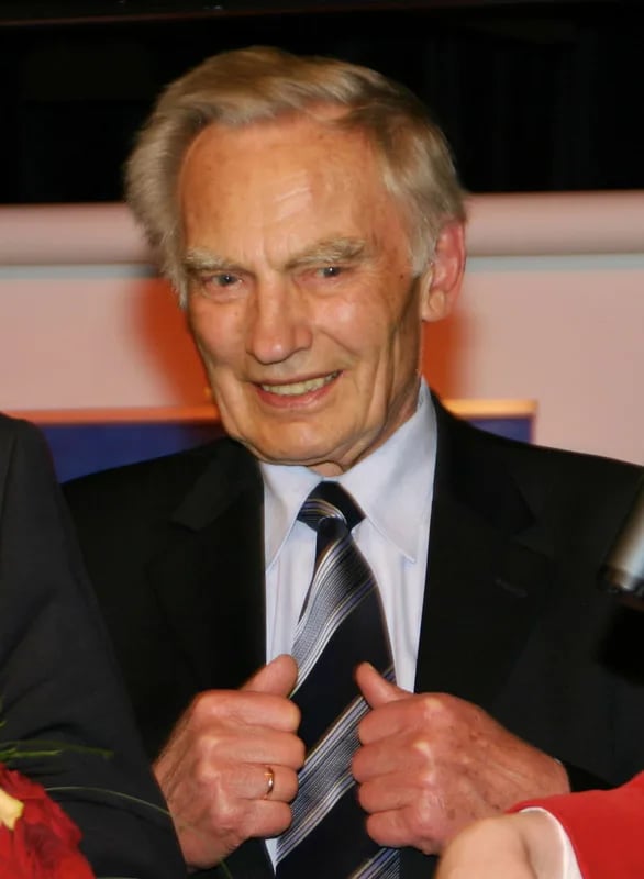 Portrait of Georg Kronawitter (1928–2016) – memorial page