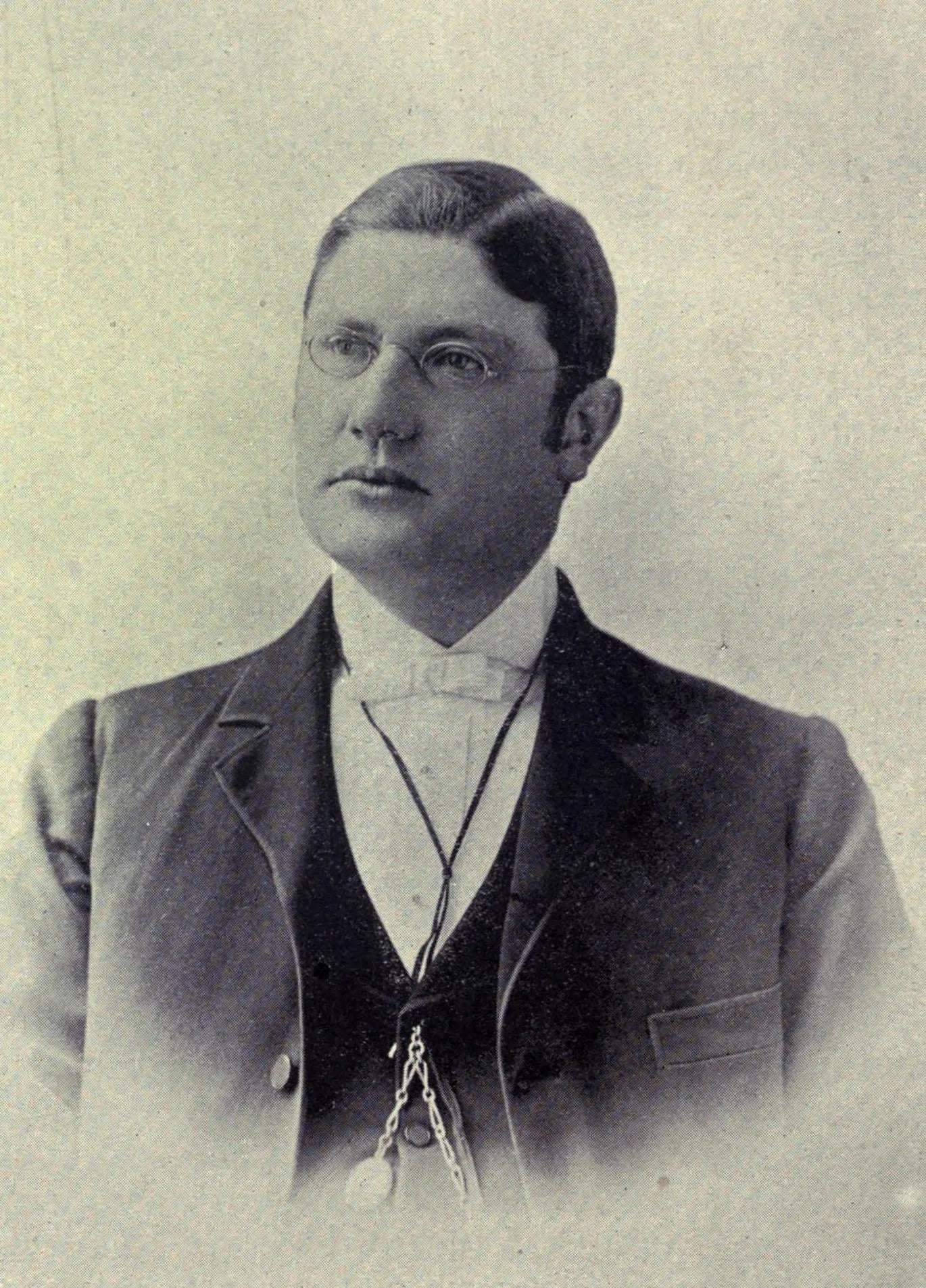 Portrait of Lewis Henry Dickson (1860–1923) – memorial page