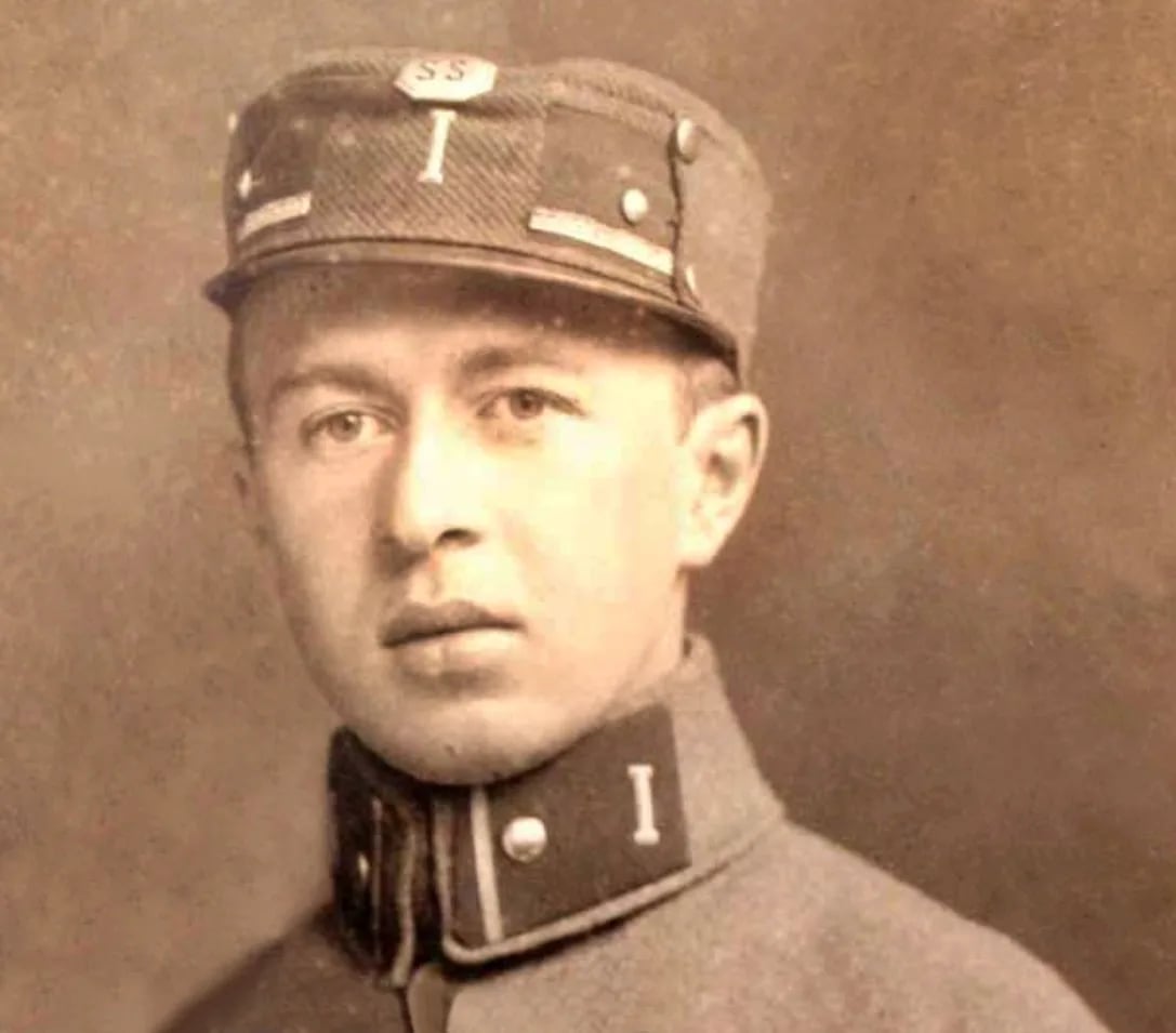 Portrait of Karel Evald (1896–1943) – memorial page