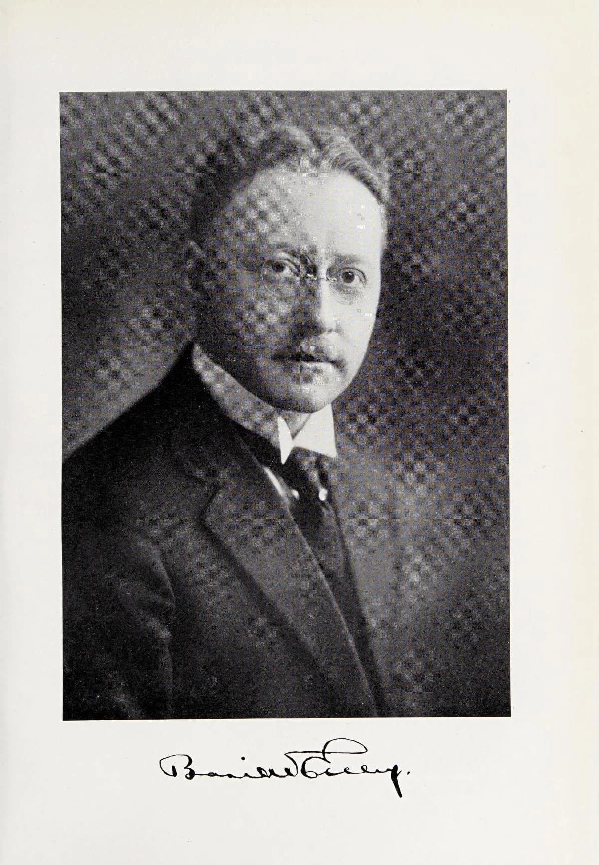 Portrait of Basil William Essery (1885–1945) – memorial page