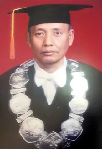 Portrait of Kemas Mohamad Saleh (1937–2014) – memorial page