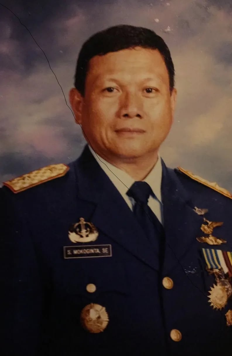 Portrait of Santos Mokoginta (1949–2012) – memorial page
