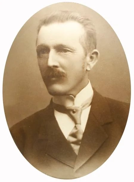 Porträt von Nils Andreas Nilsen Skarra (1858–1935) – Gedenkseite